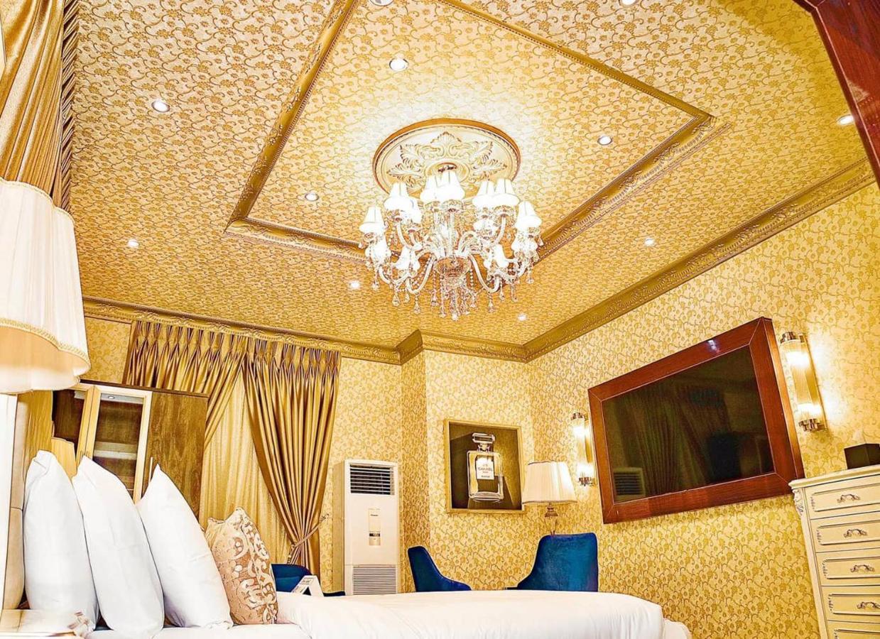 No.1 Hotel Abuja Exterior photo